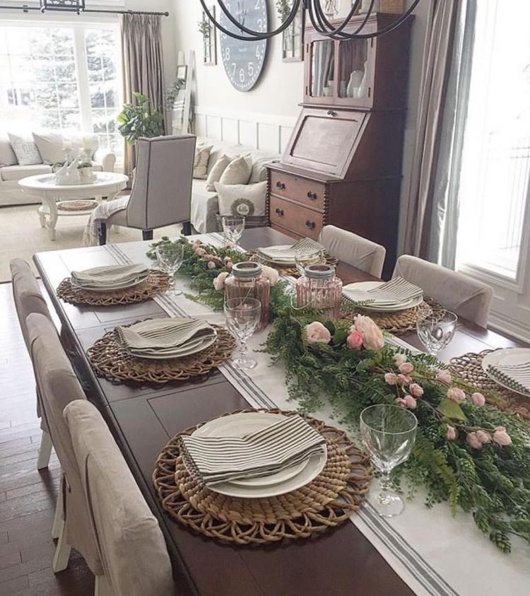 24+ Awesome Spring Dining Room Table Centerpiece Ideas - Page 8 of 25