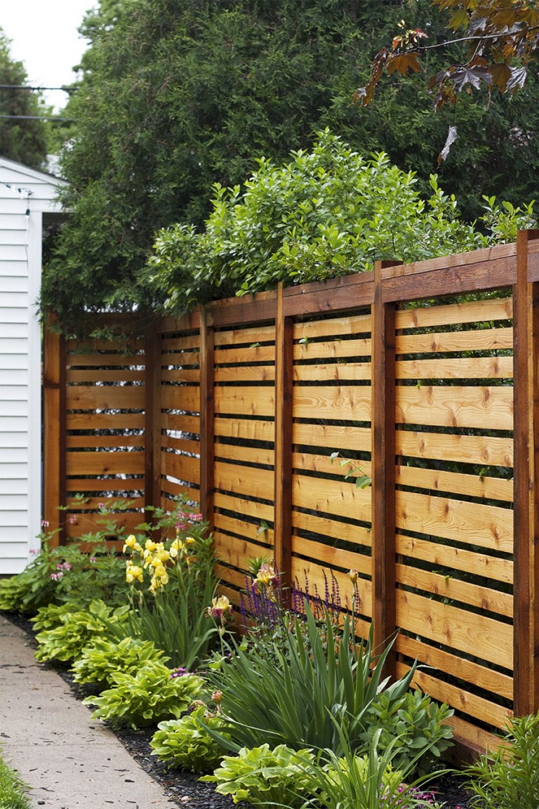 40+ Lovely DIY Privacy Fence Ideas - Page 30 of 30